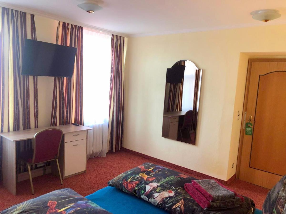Hotel Eulenspiegel - Das Erlebnishotel In Riesa Ruang foto