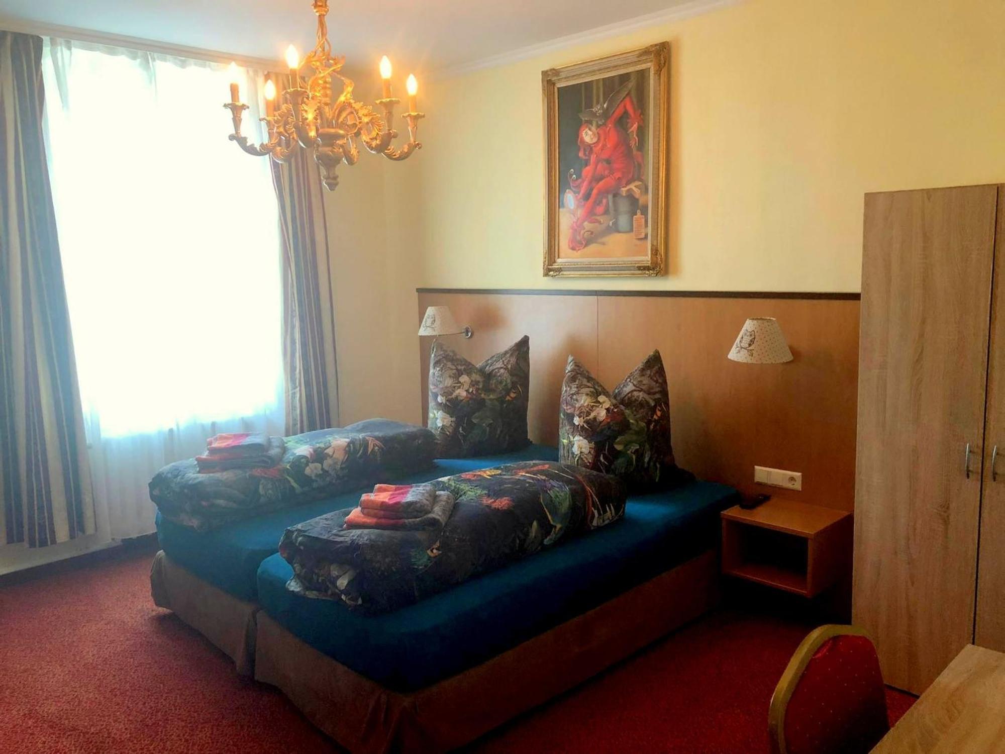 Hotel Eulenspiegel - Das Erlebnishotel In Riesa Bagian luar foto